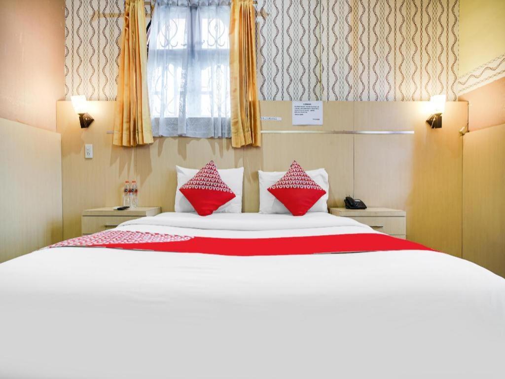 Oyo 1140 Hotel Tresya Tanjung Balai Tanjungbalai Buitenkant foto